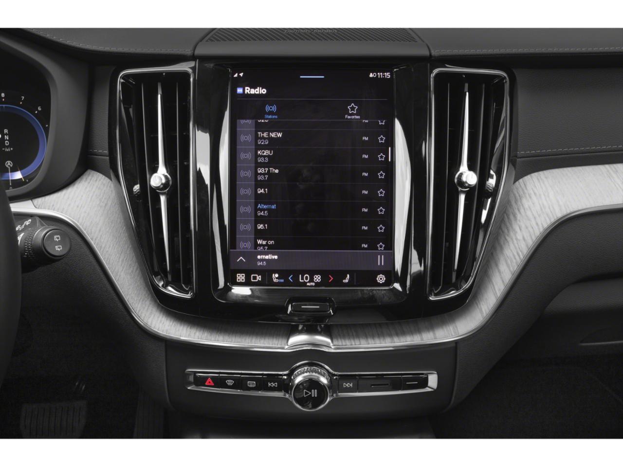 2022 Volvo XC60 B5 Momentum Roseville CA