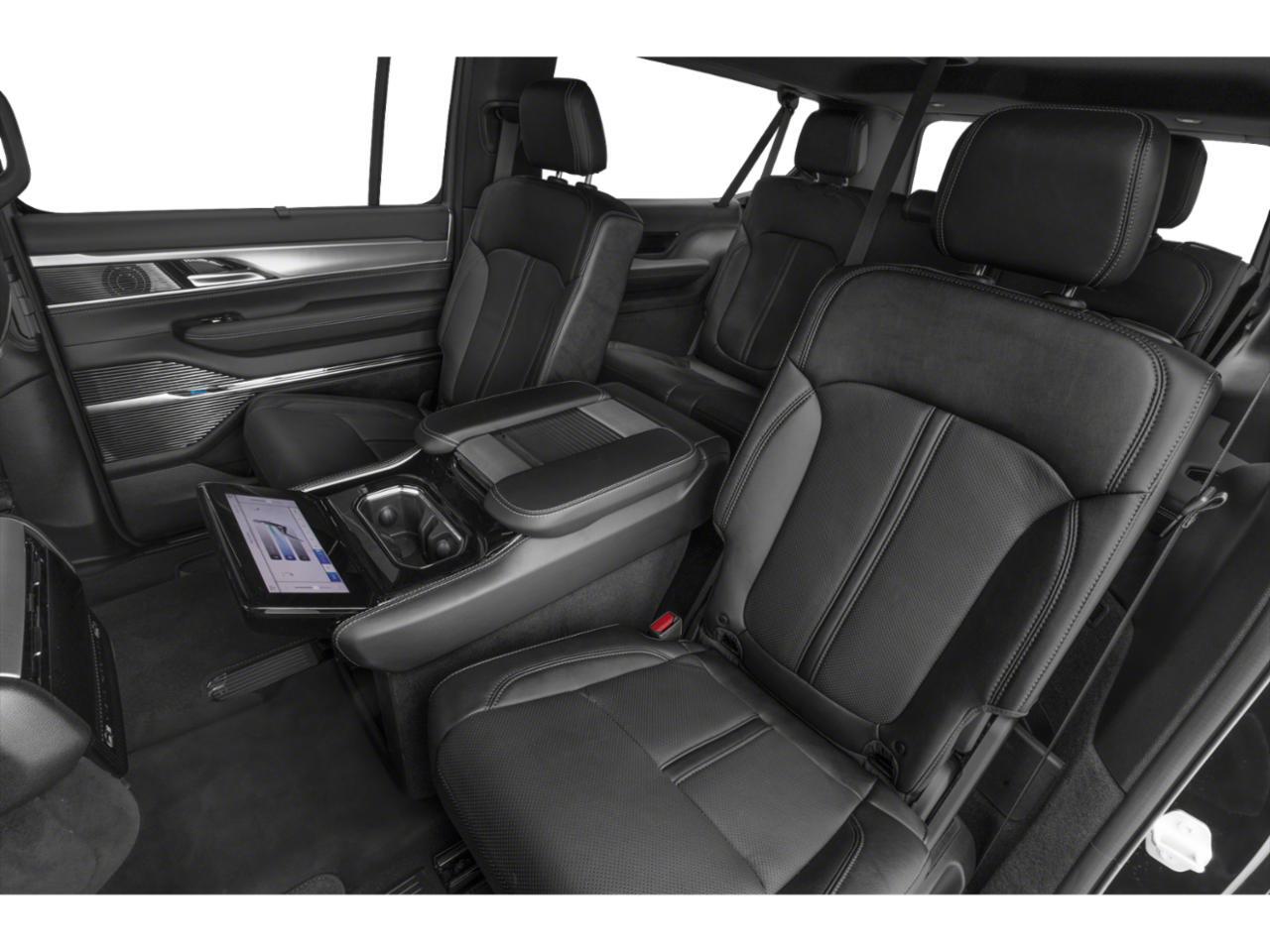 2023 Jeep Grand Wagoneer L Series II Akron OH