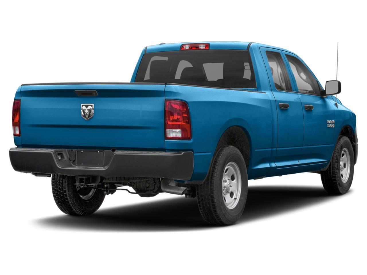 2023 Ram 1500 Classic Express 4WD  QUAD CAB 6'4" BOX Listowel ON