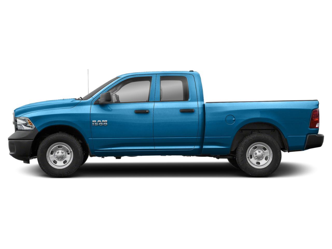 2023 Ram 1500 Classic Express 4WD  QUAD CAB 6'4" BOX Listowel ON