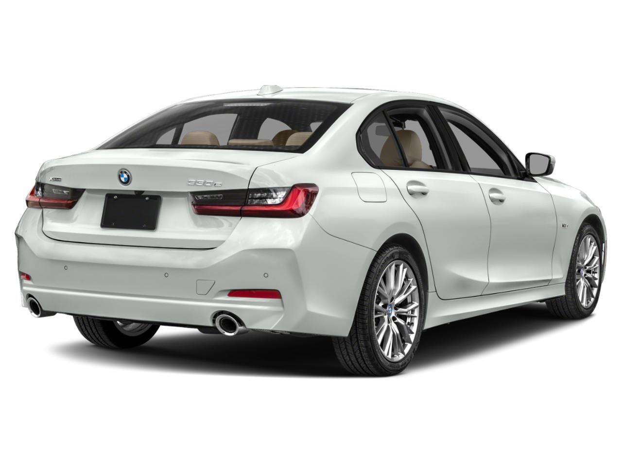 2024 BMW 330e .