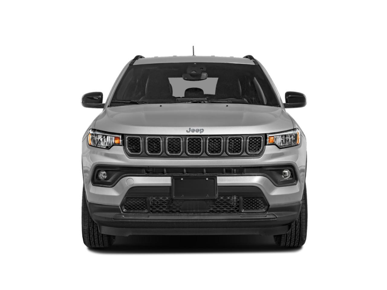 New 2024 Jeep Compass LATITUDE LUX 4X4 in Dubuque IA
