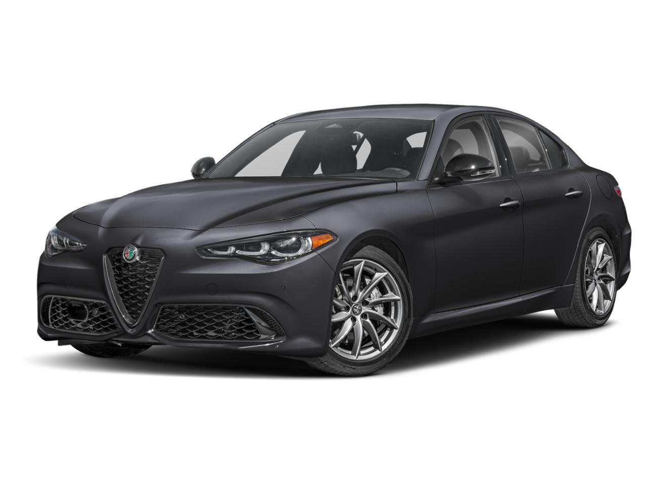 2025 Alfa Romeo Giulia Base/SPR