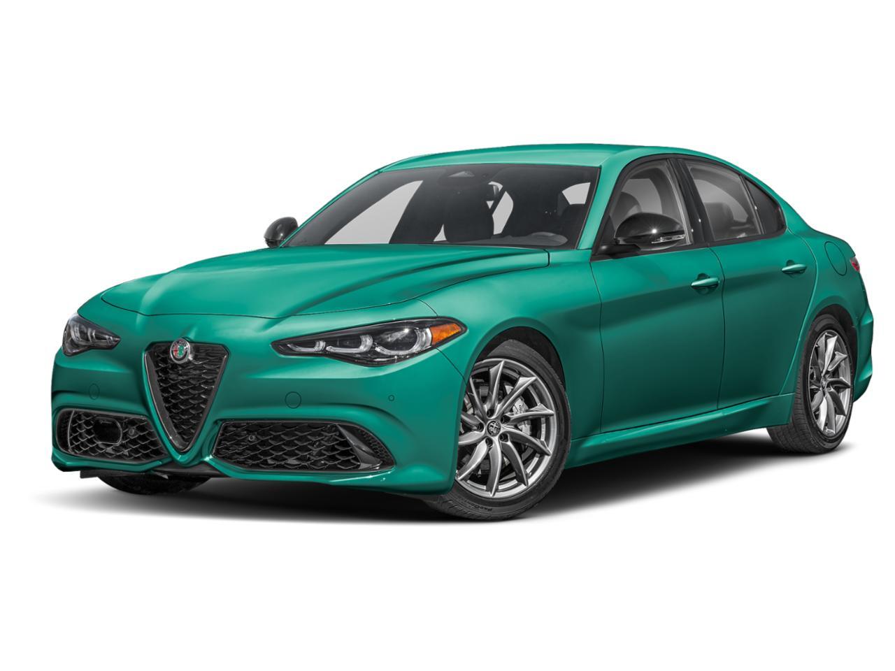 2025 Alfa Romeo Giulia Base/SPR