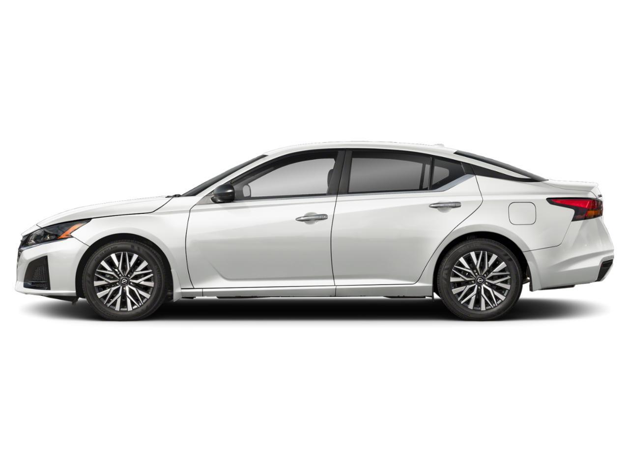 2025 Nissan Altima 2.5 SV Sedan 4D