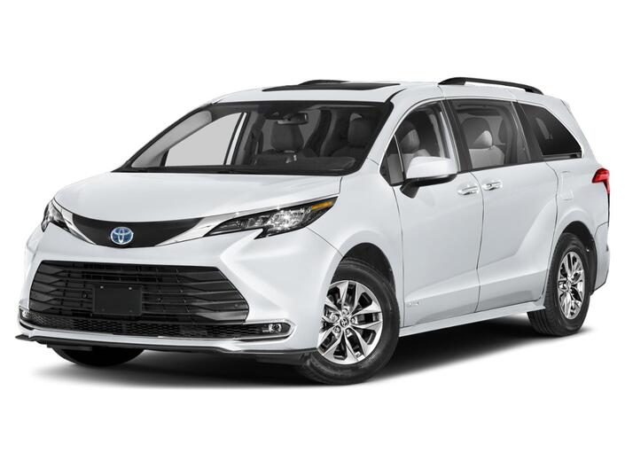 2025 Toyota Sienna XLE 7 Passenger Oshkosh WI