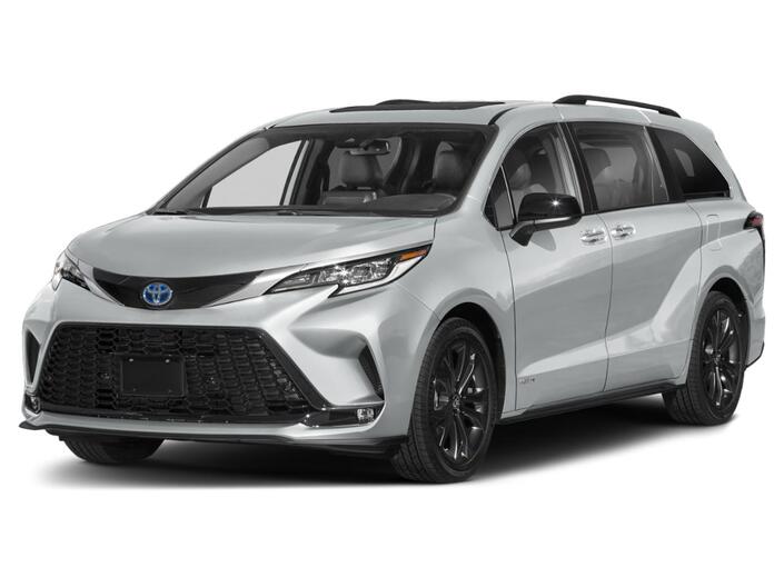2025 Toyota Sienna XSE 7 Passenger Oshkosh WI