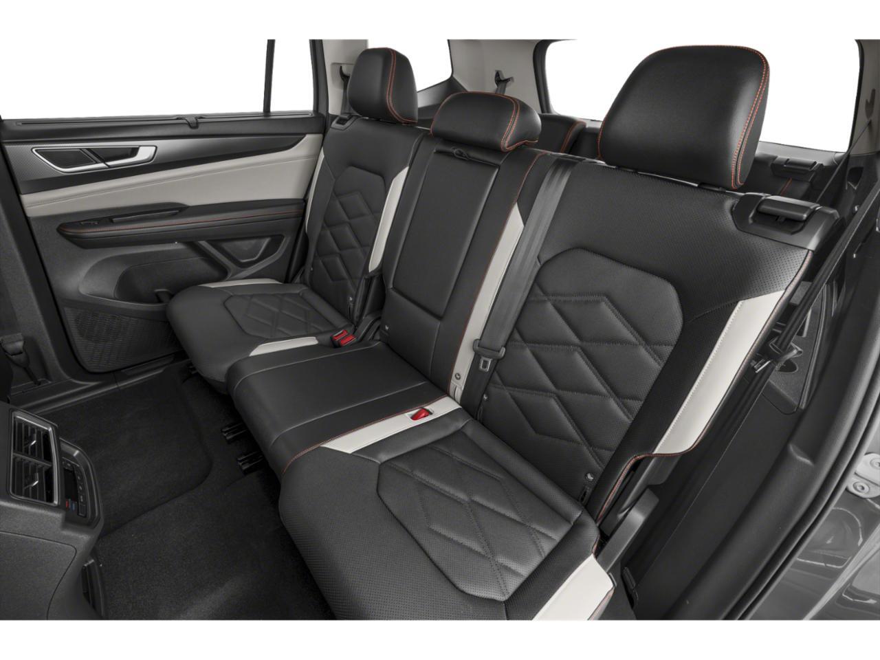 2025 Volkswagen Atlas 2.0T Peak Edition Green Bay WI