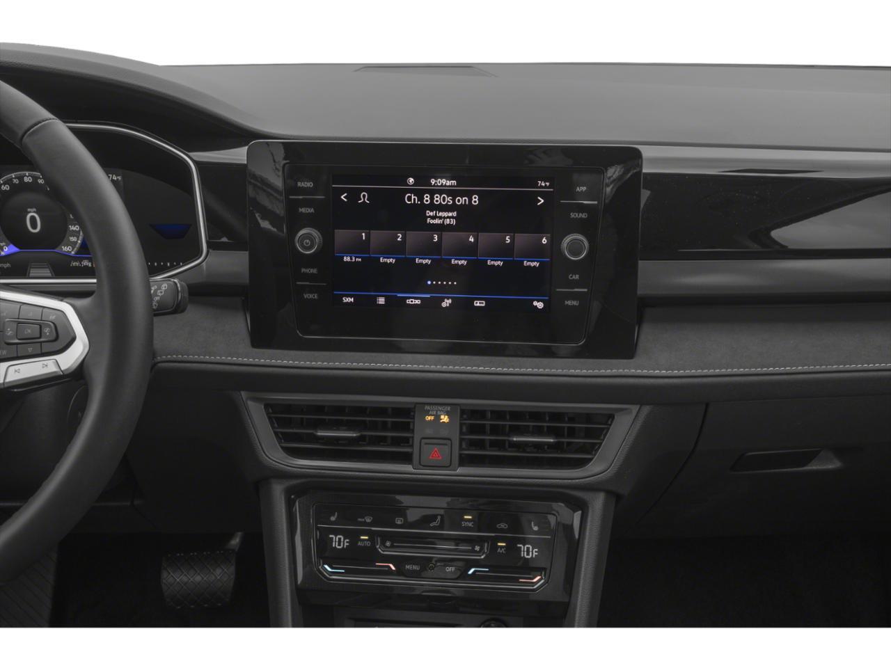 2025 Volkswagen Taos SE Black San Clemente CA
