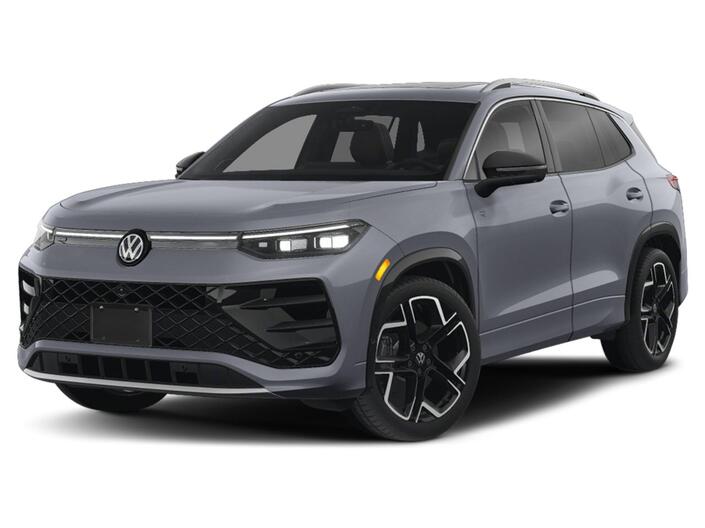 2025 Volkswagen Tiguan 2.0T SE R-Line Black Oshkosh WI