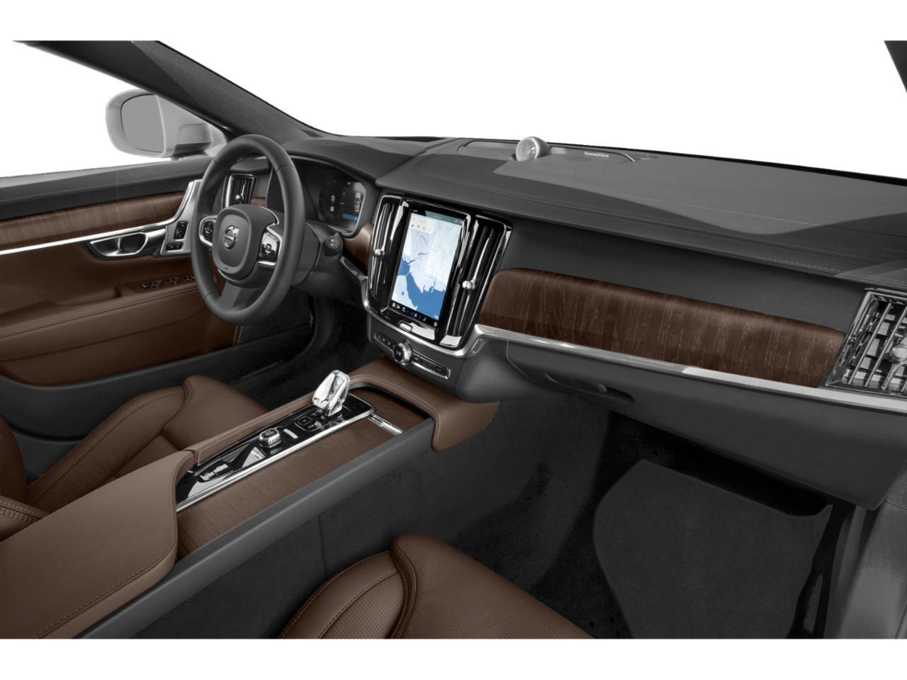 2025 Volvo V90 Cross Country B6 Hunt Valley MD