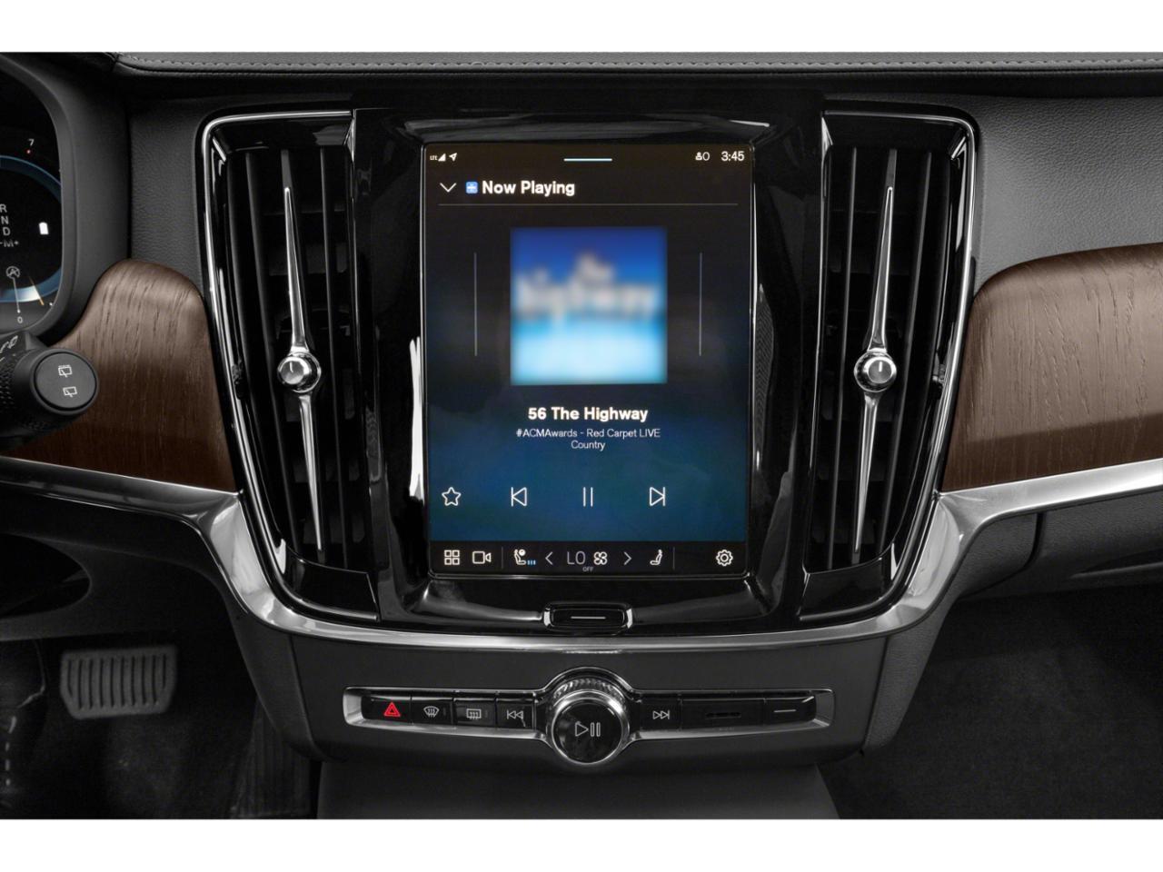2025 Volvo V90 Cross Country B6 Hunt Valley MD