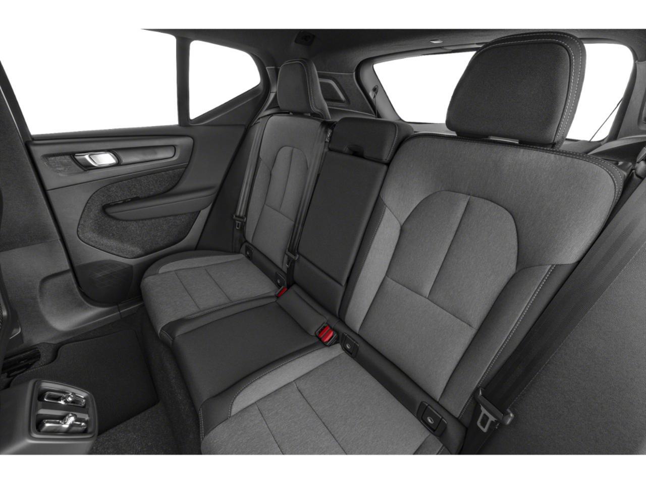 2025 Volvo XC40 B5 Ultra Dark Theme Hunt Valley MD