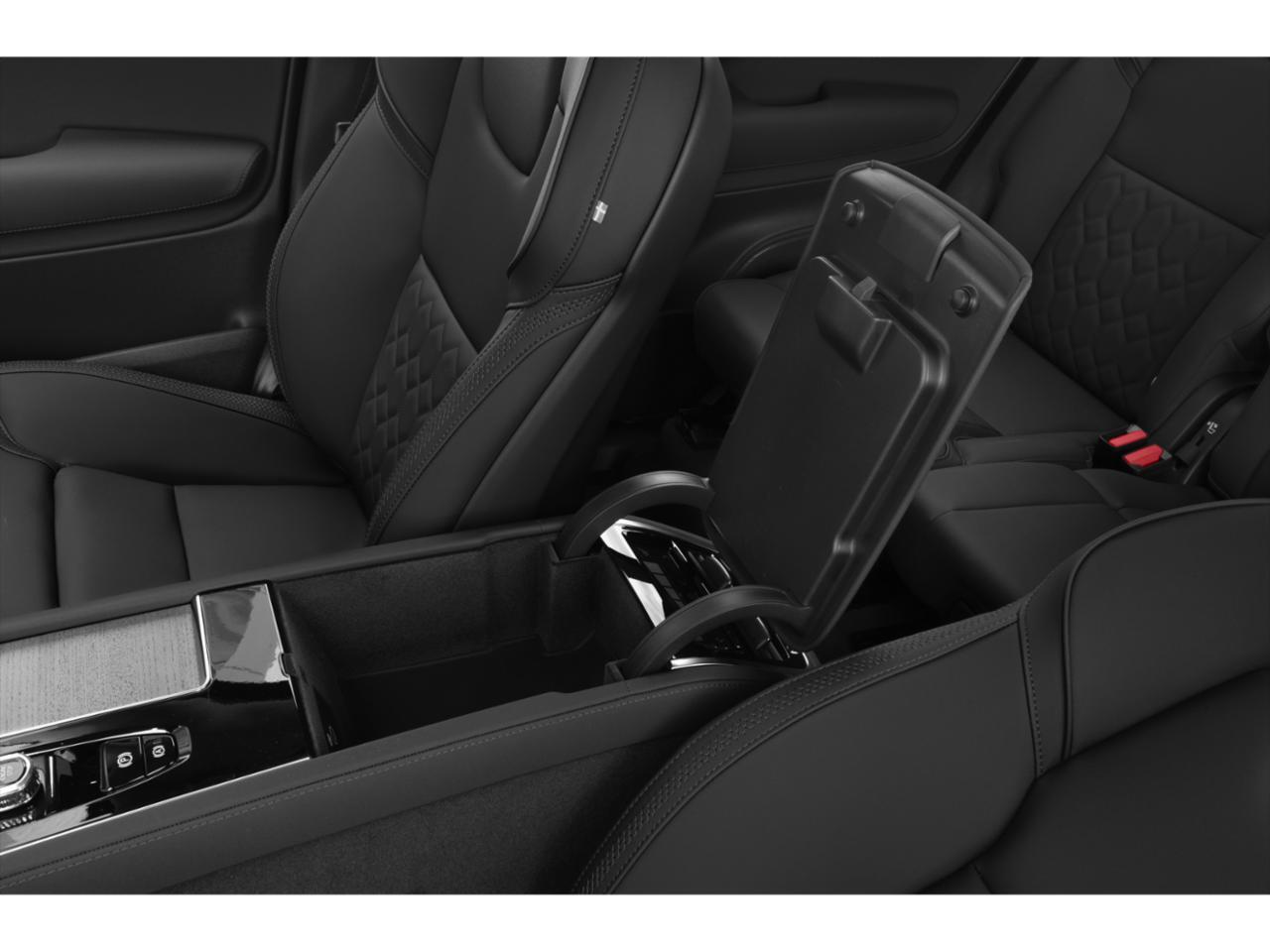 2025 Volvo XC90 Plug-In Hybrid T8 Core Hunt Valley MD