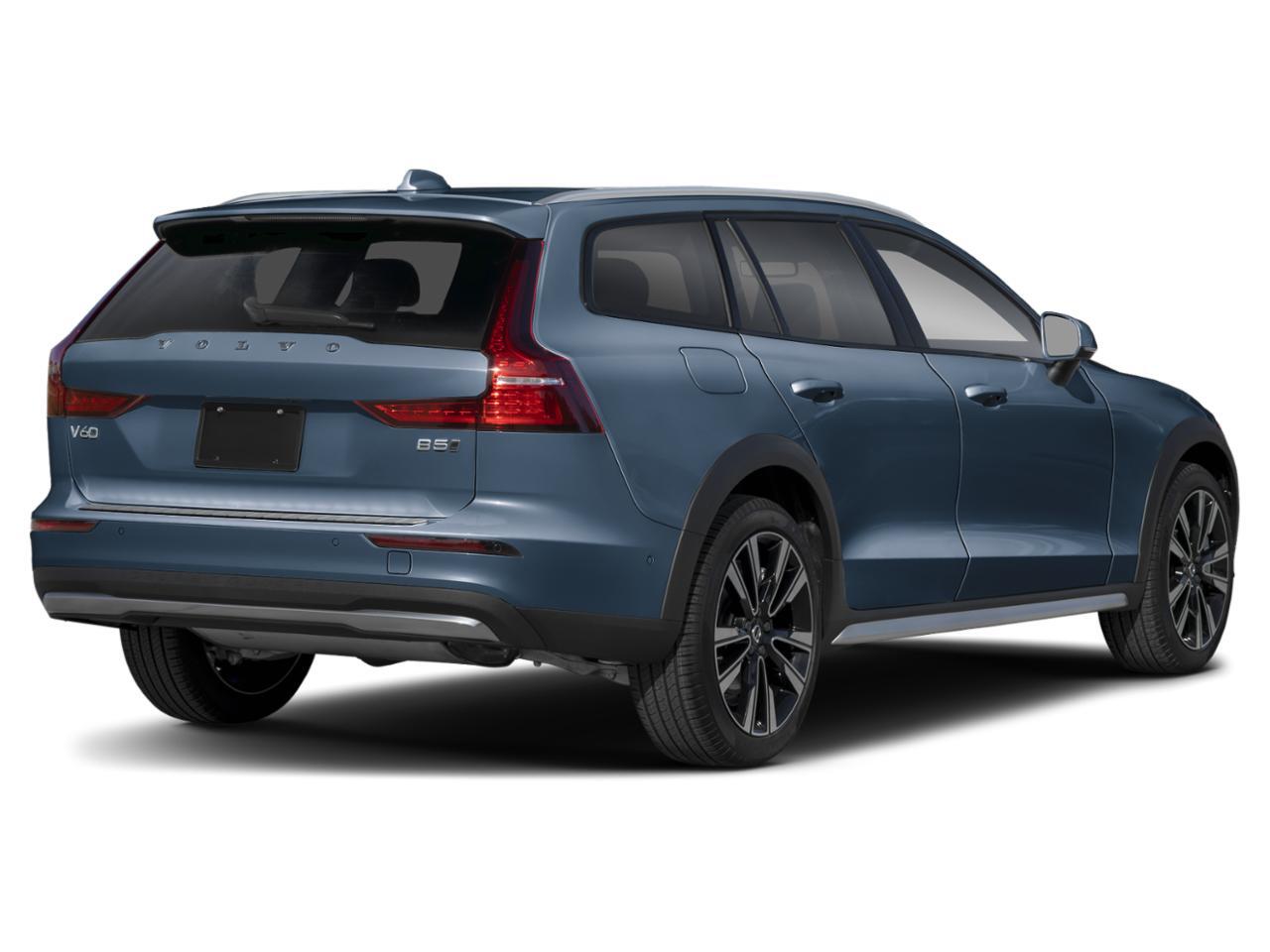 2026 Volvo V60 Cross Country B5 Plus Hunt Valley MD