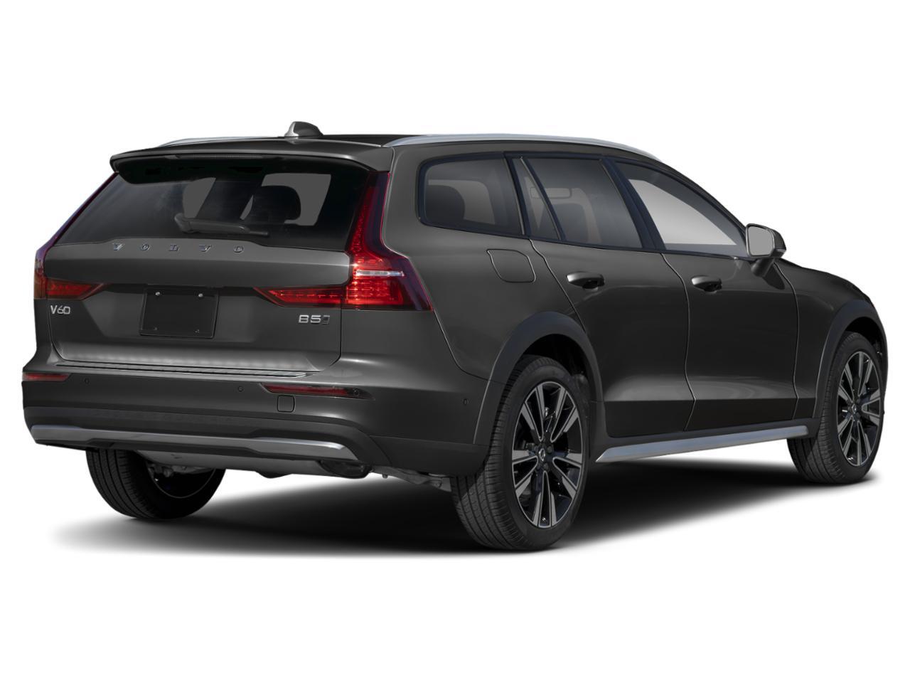 2026 Volvo V60 Cross Country B5 Plus Hunt Valley MD