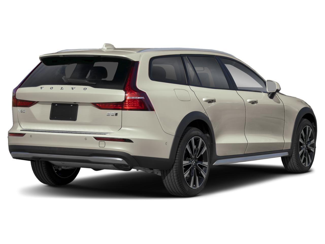 2026 Volvo V60 Cross Country B5 Plus Hunt Valley MD