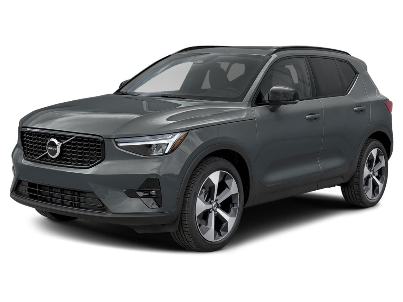 2026 Volvo XC40 B5 Ultra Black Edition