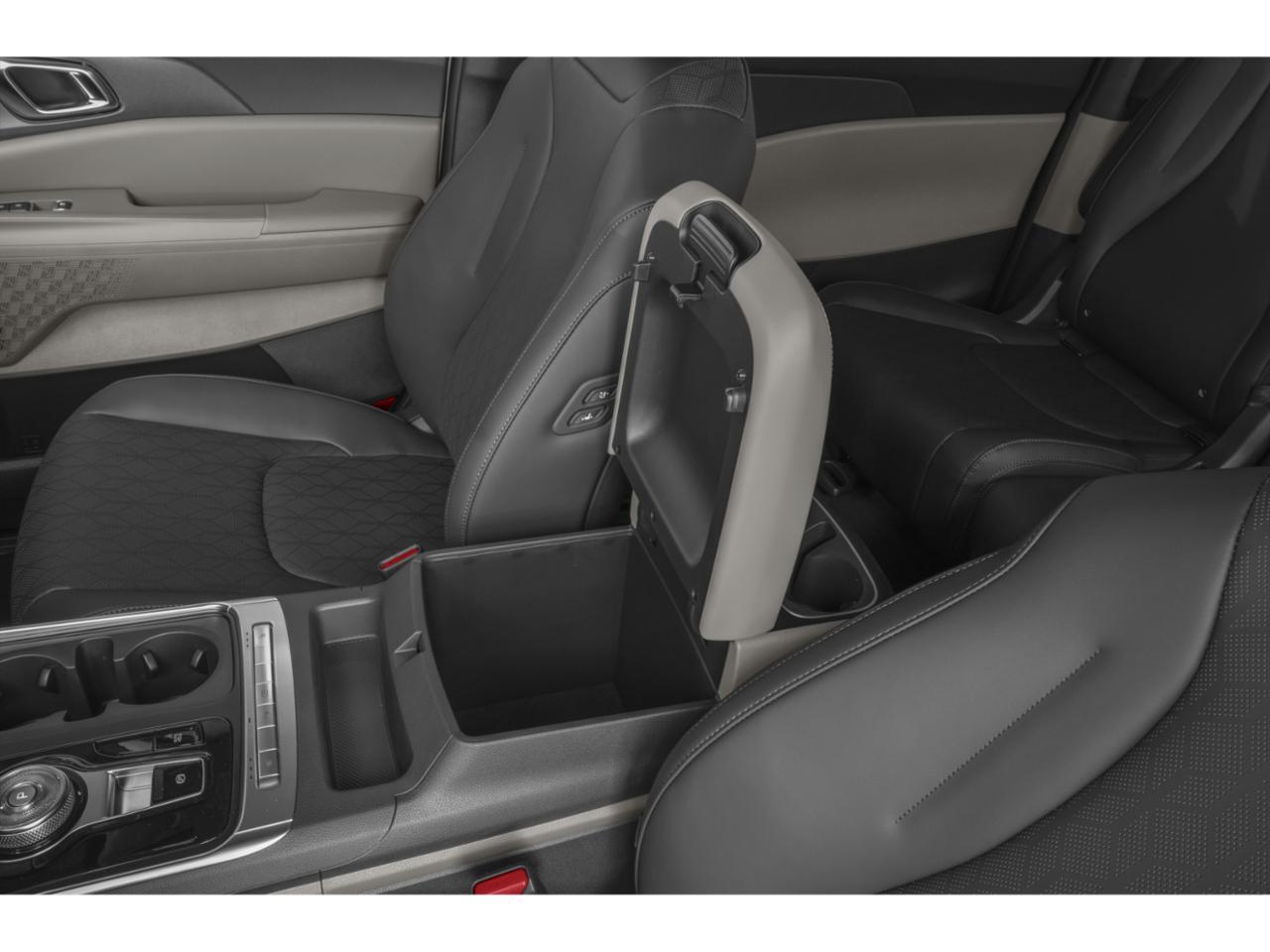 2027 Kia Carnival Hybrid EX San Clemente CA