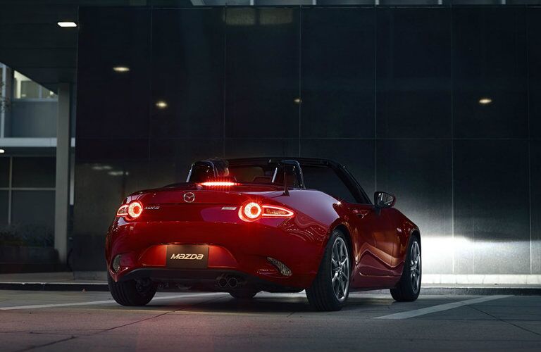 2016 mazda mx-5 miata with led taillights