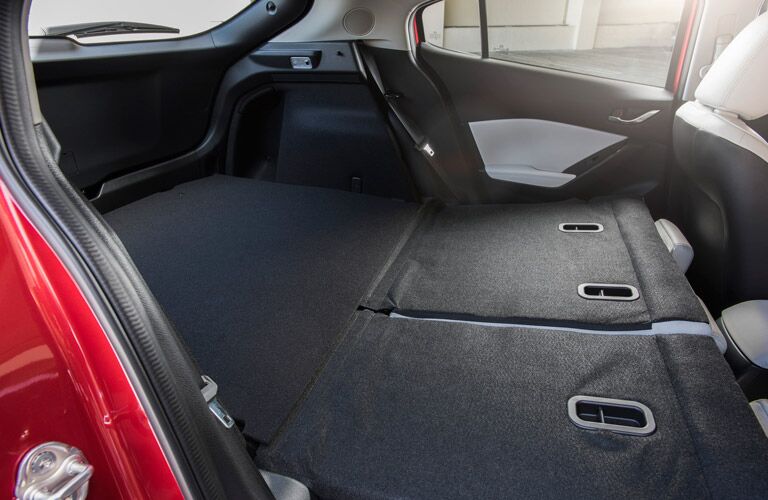 mazda3 hatchback split-fold rear seats