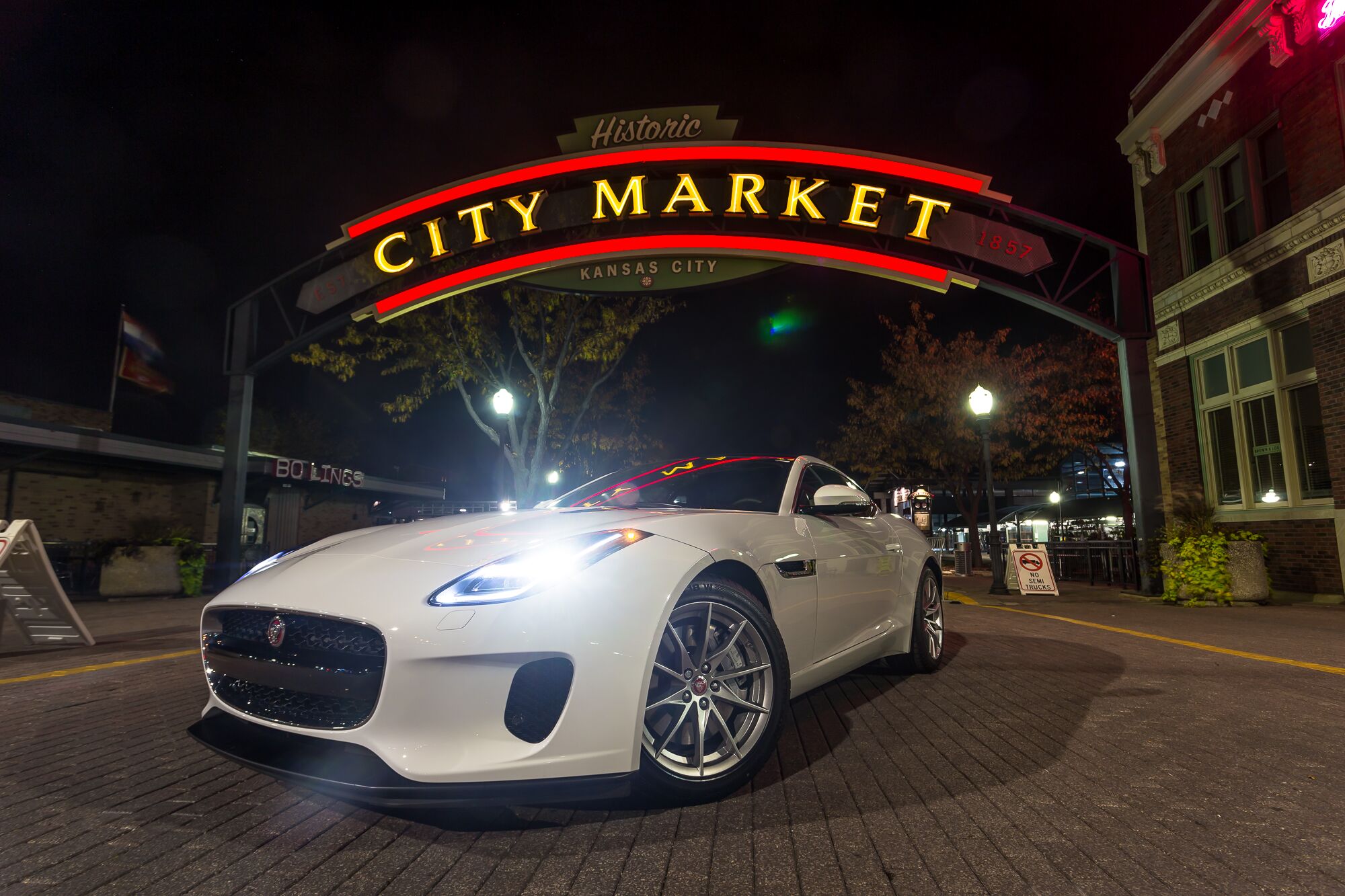 2019 F-TYPE 2019 F-TYPE