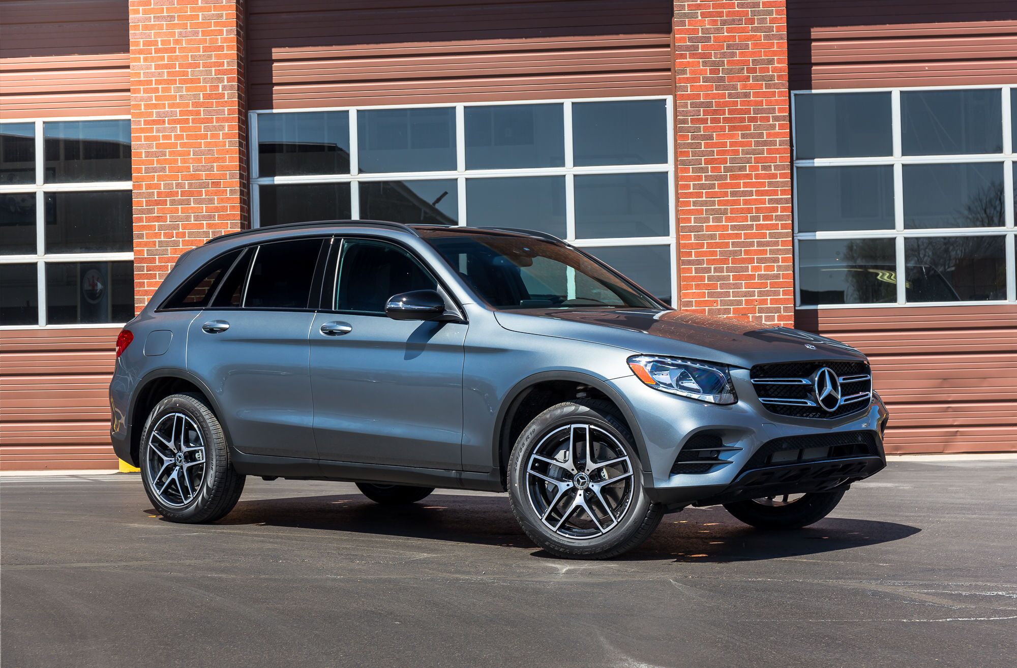 2018 GLC 300 4MATIC® SUV 2018 GLC 300 4MATIC® SUV