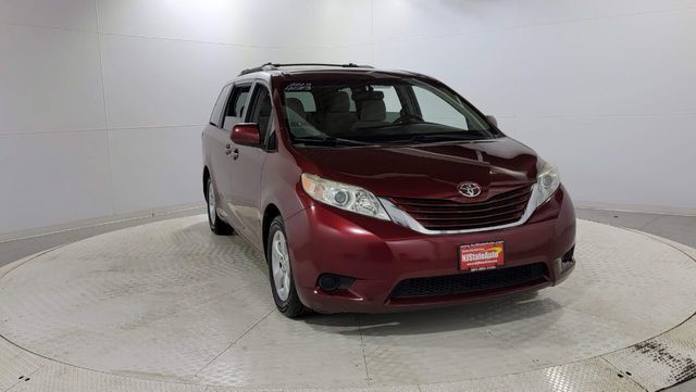 used toyota sienna for sale in jersey city