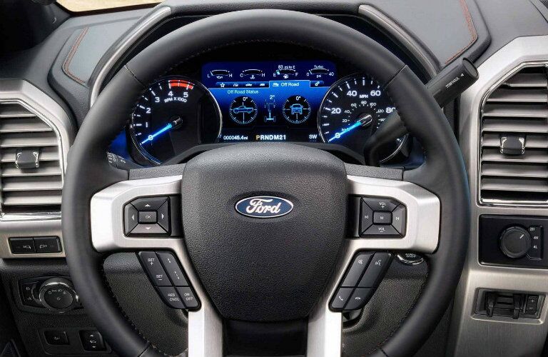 Steering wheel and information screen of 2019 Ford Super Duty F-350 Platinum
