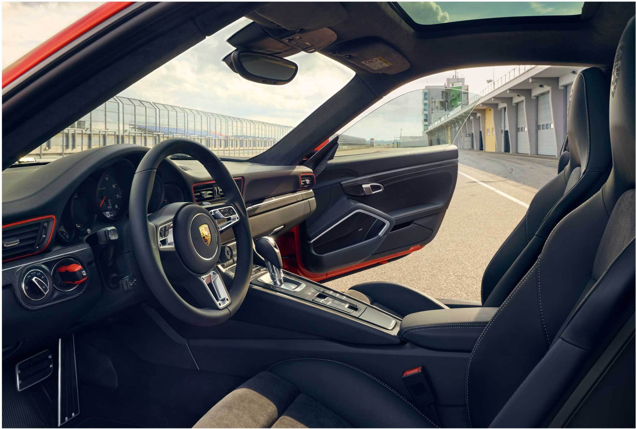 Porsche 911 in Pompano Beach, FL