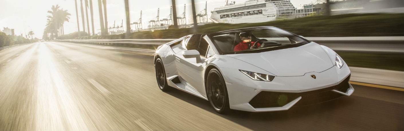 2018 Lamborghini Huracan Spyder Exterior Passenger Side Front Profile