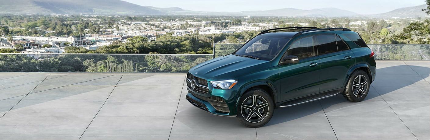 2019 Mercedes-Benz GLE-Class SUV Exterior Driver Side Front Profile
