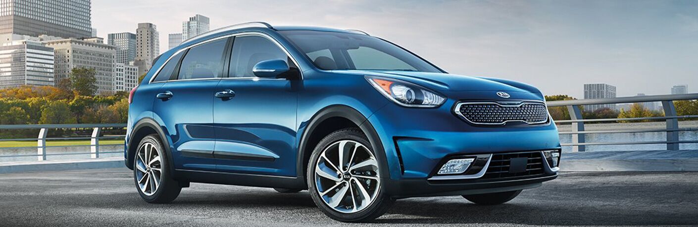 2019 Kia Niro blue side view