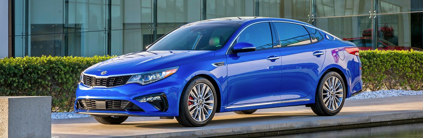 2019 Kia Optima blue side view