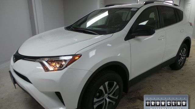 2018 Toyota RAV4 LE 2018 Toyota RAV4 LE