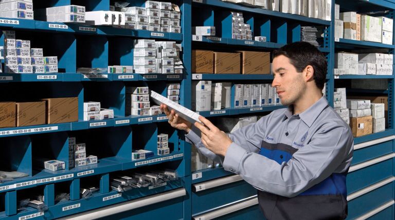 Specialized Mercedes-Benz Tools and Materials