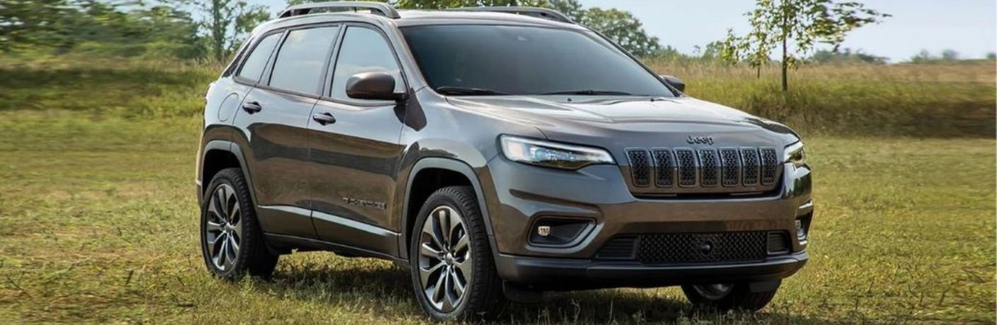 2021 Jeep Cherokee side and front view