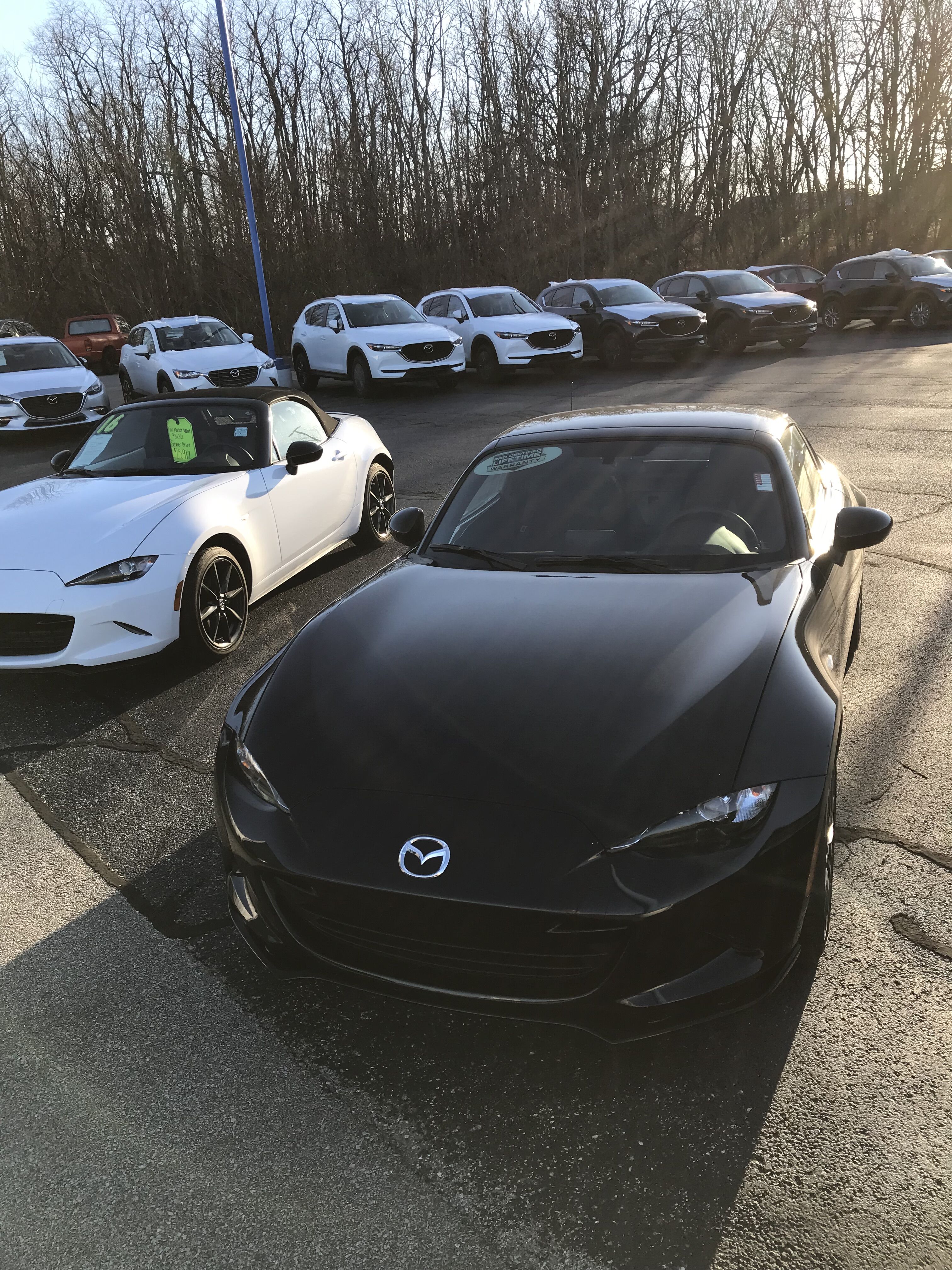 2017 Mazda MX-5 Miata RF 2017 Mazda MX-5 Miata RF