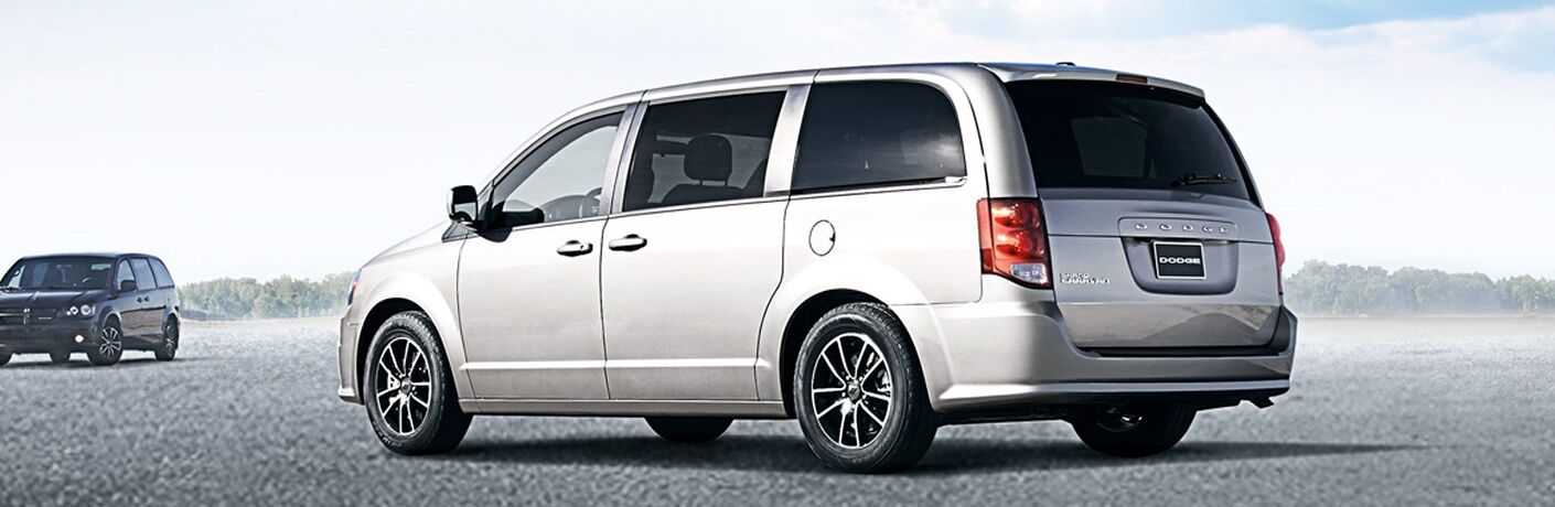 2019 Dodge Grand Caravan exterior side profile