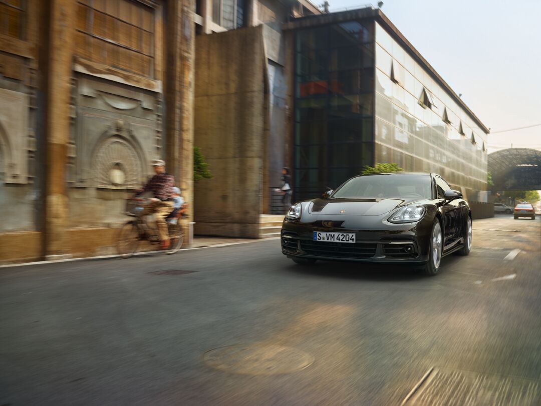 2018 Porsche Panamera 4 2018 Porsche Panamera 4