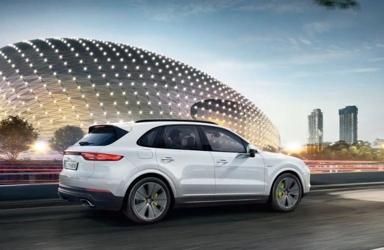 2022 Porsche Cayenne exterior side look