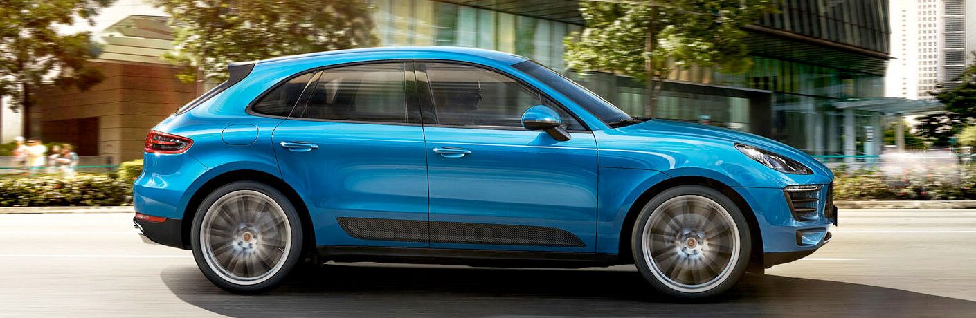 2018 Porsche Macan exterior profile