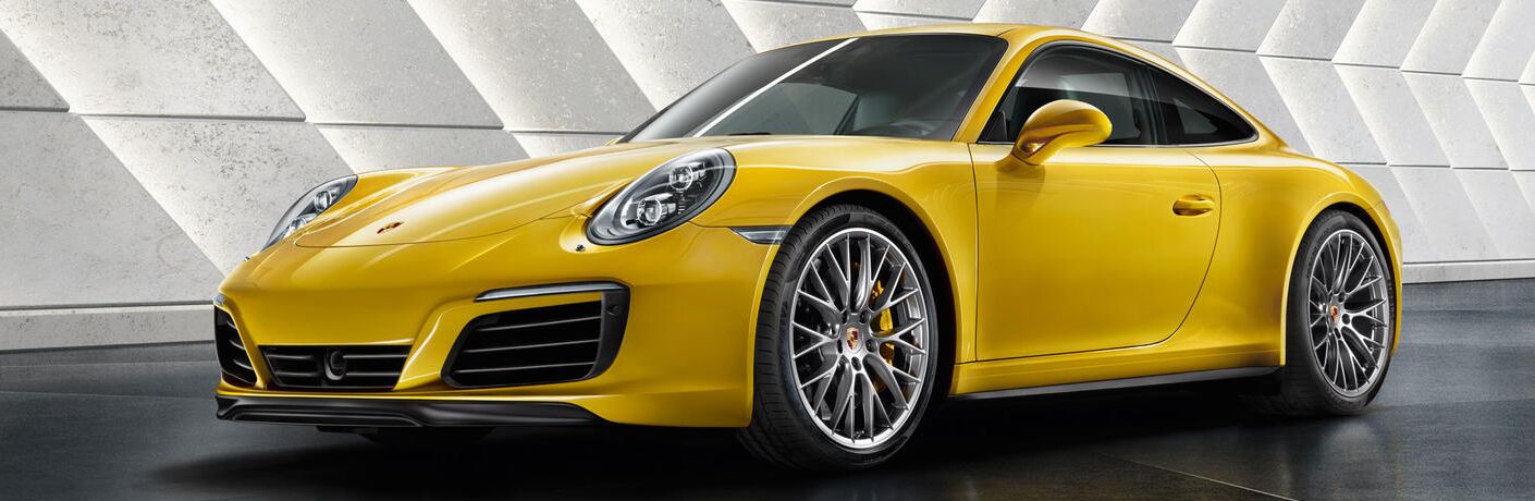 2019 Porsche 911 Carrera exterior profile