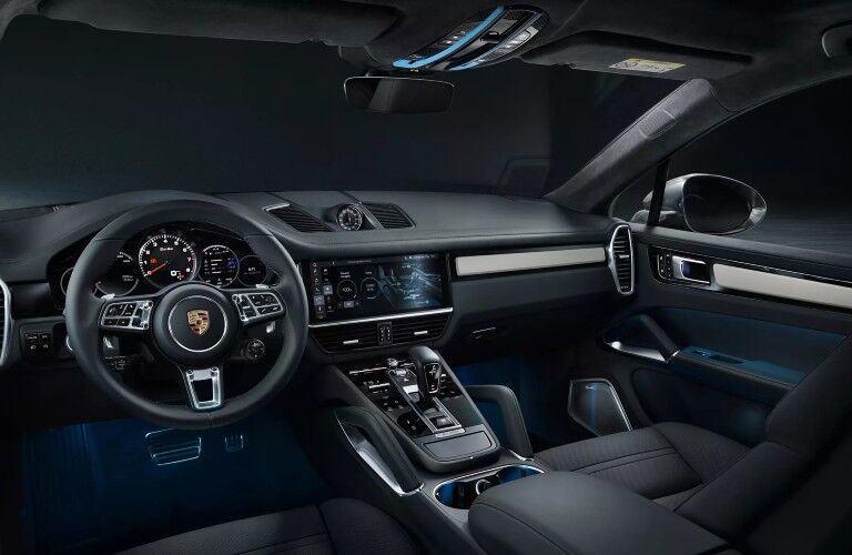 Steering wheel and dashboard in 2020 Porsche Cayenne Coupe