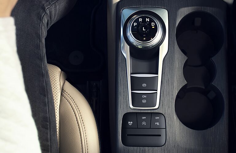 2022 Ford Escape SE gear shift knob