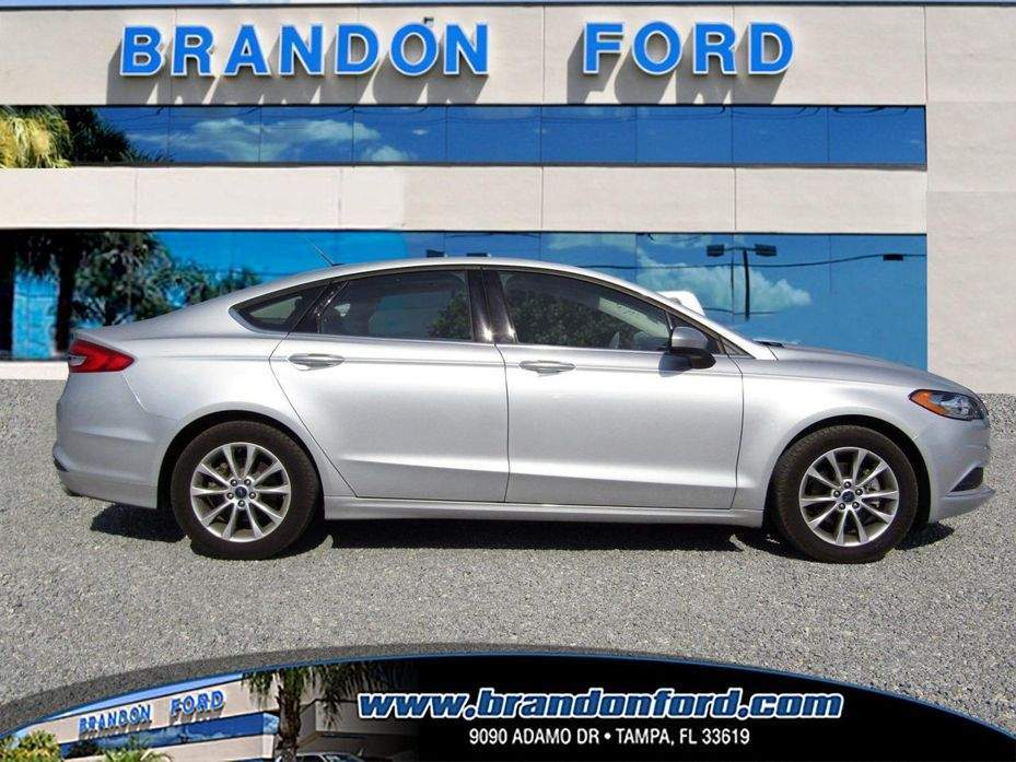 2017 Ford Fusion SE 2017 Ford Fusion SE