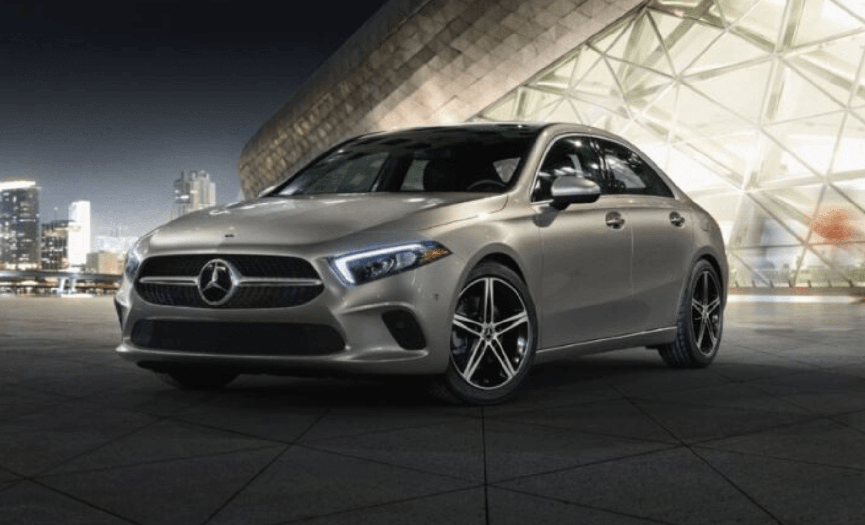 2020 A 220 4MATIC® Sedan 2020 A 220 4MATIC® Sedan