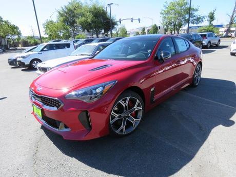 2018 Kia Stinger GT2 2018 Kia Stinger GT2