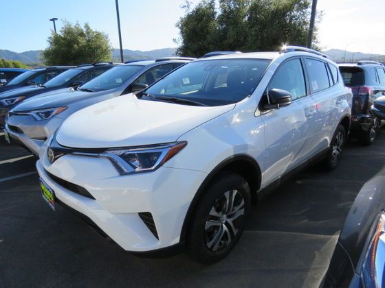 2018 Toyota RAV4 LE 2018 Toyota RAV4 LE
