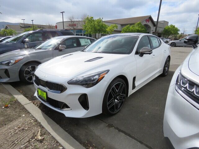 2022 Kia Stinger GT2 2022 Kia Stinger GT2